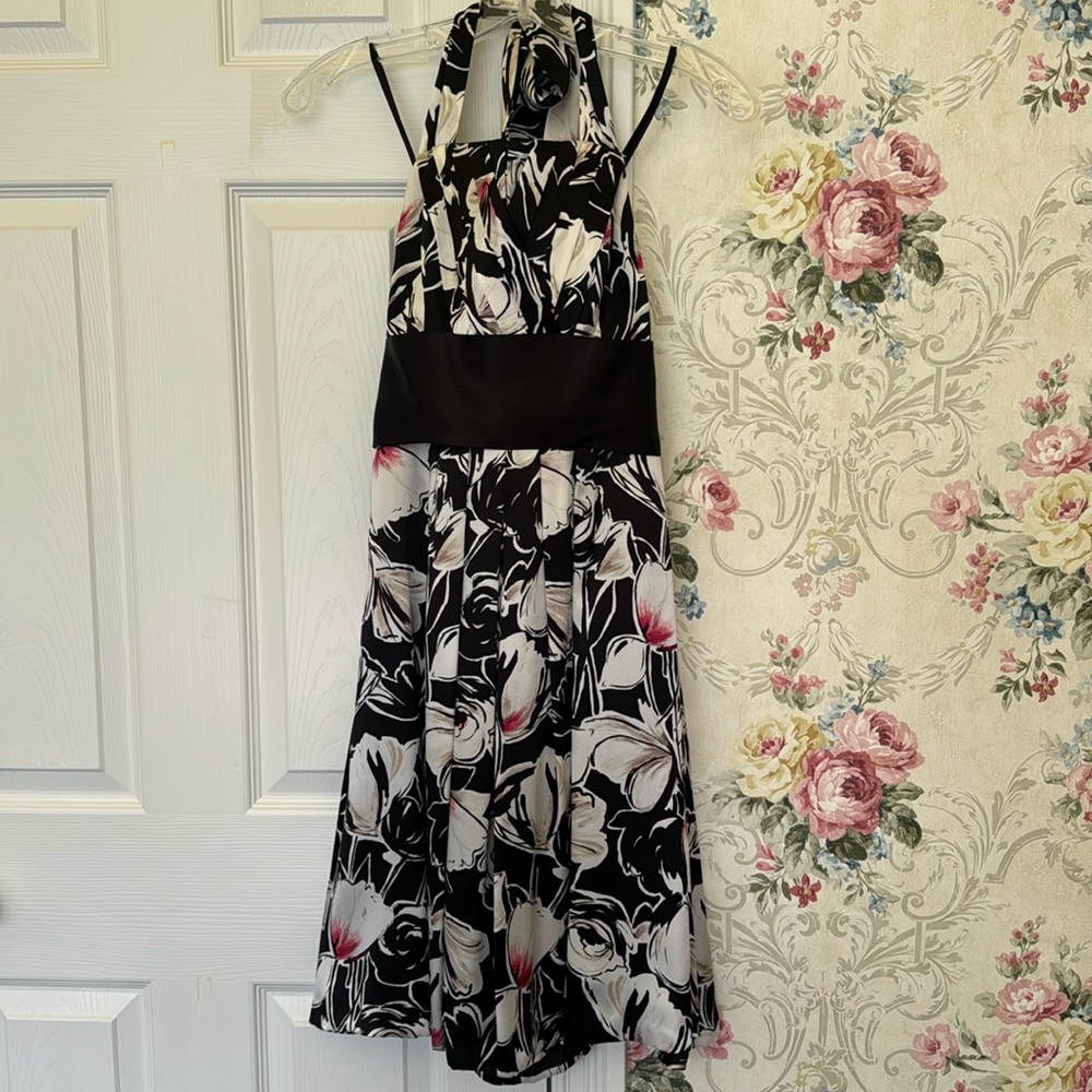 White House Black Market dress